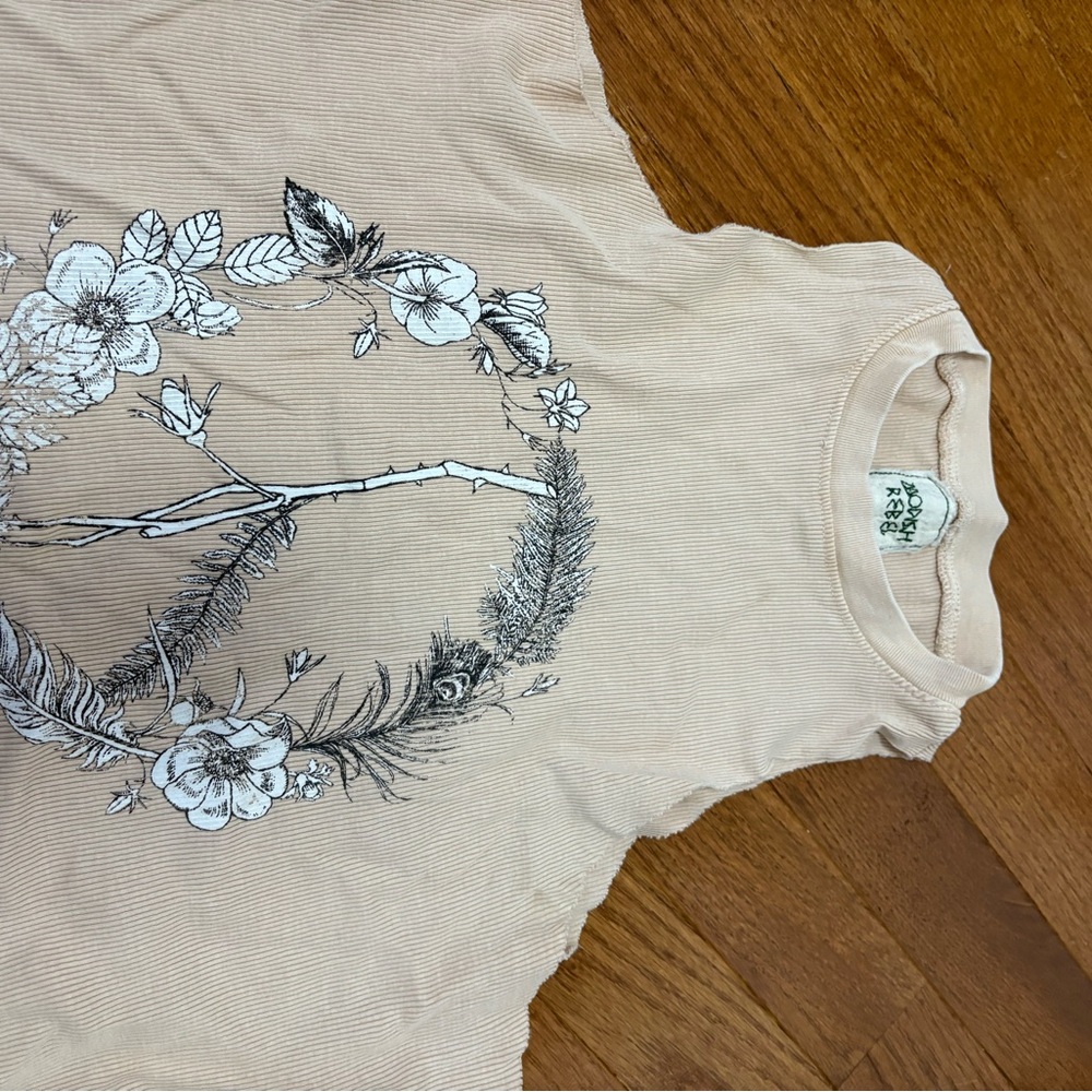 Tea Collection Cream Short Sleeve Tee with Distressed Design